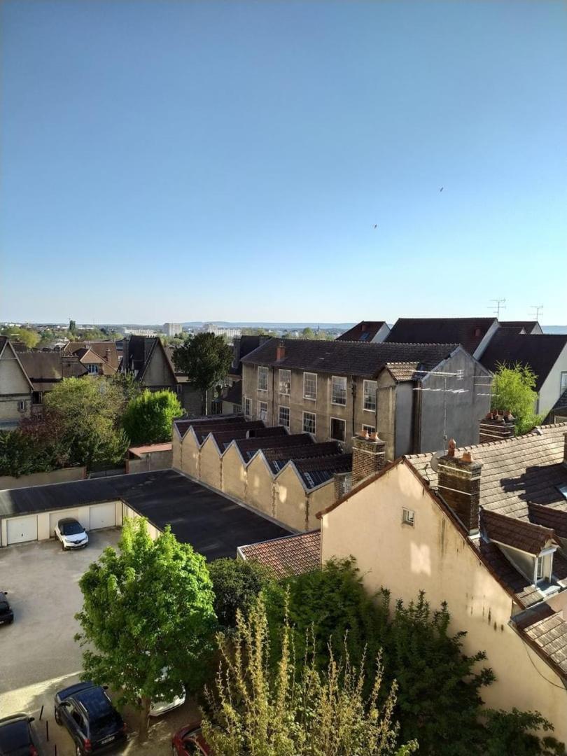 Le Voltaire - Balcon - 2 Chb - 3 Lits - 2 Min Gare Et Cente-Ville - Mon Groom Troyes Zewnętrze zdjęcie